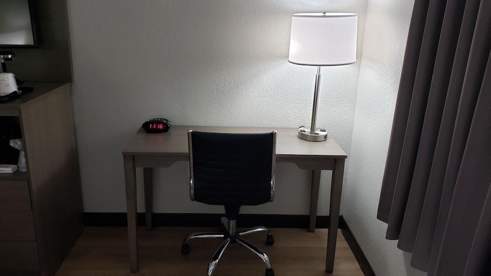 Red Roof Inn & Suites ויקסבורג מראה חיצוני תמונה