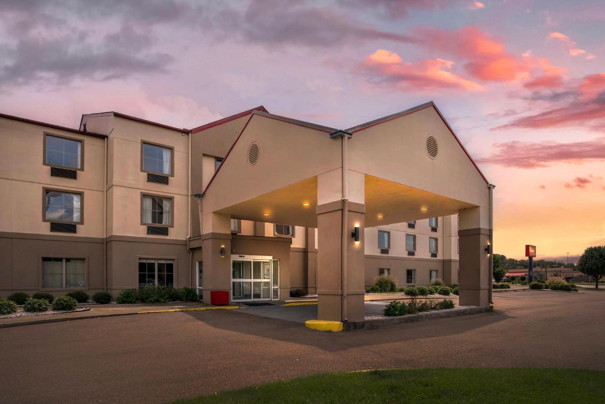 Red Roof Inn & Suites ויקסבורג מראה חיצוני תמונה