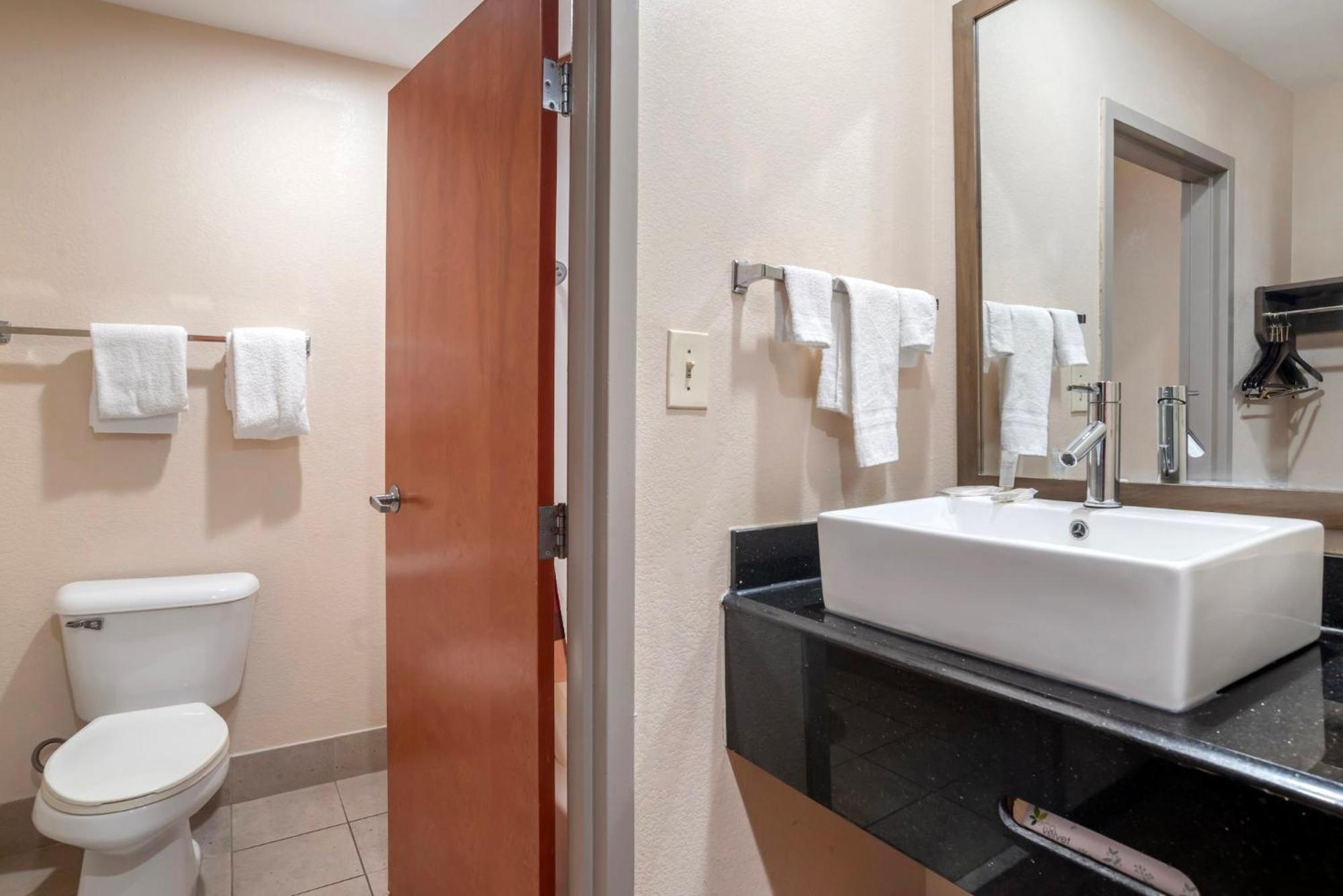 Red Roof Inn & Suites ויקסבורג מראה חיצוני תמונה