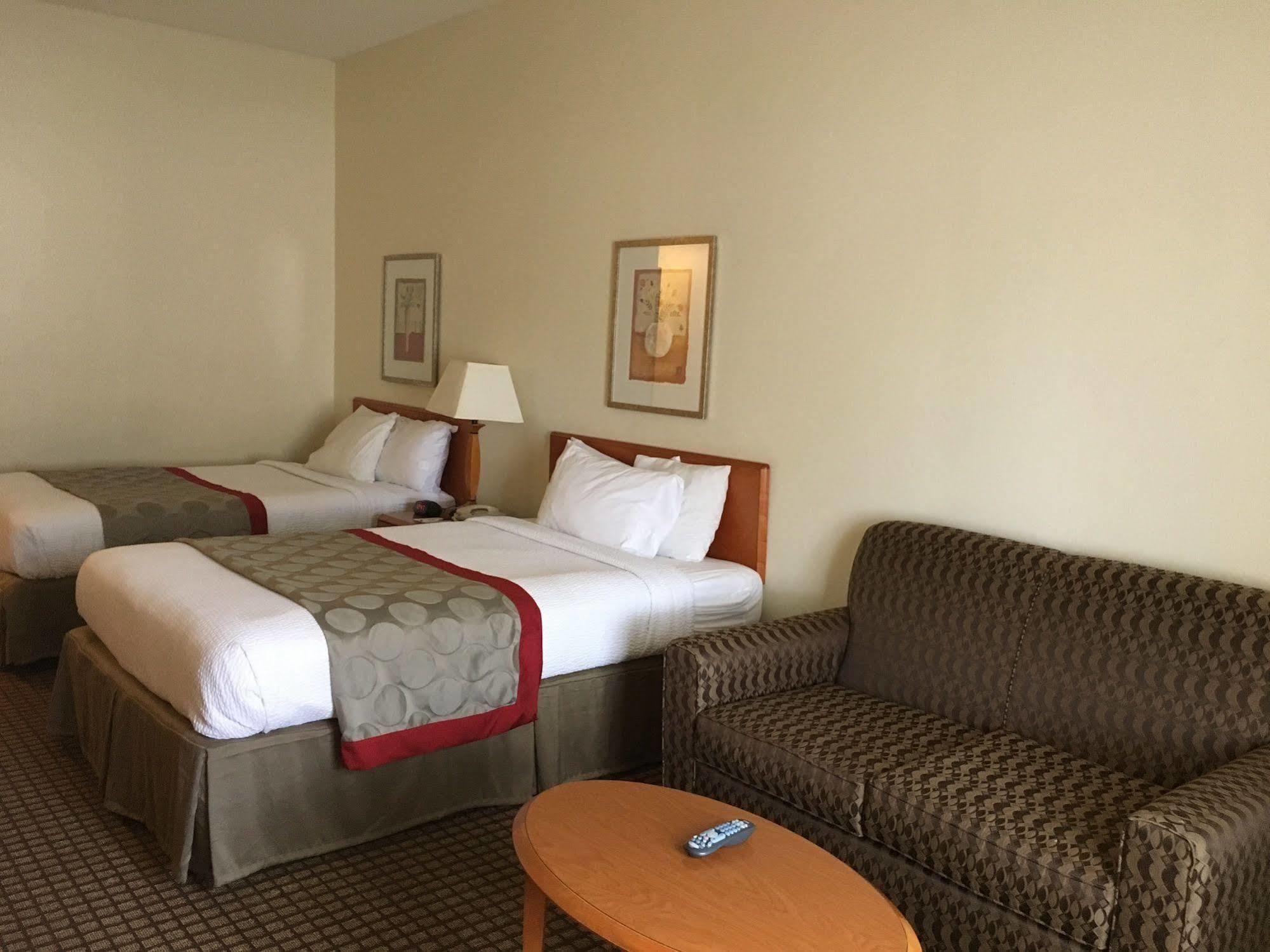Red Roof Inn & Suites ויקסבורג מראה חיצוני תמונה