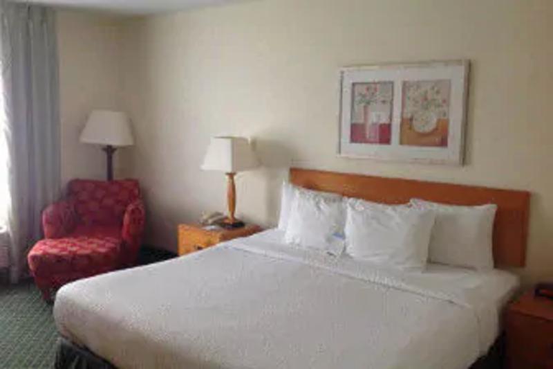 Red Roof Inn & Suites ויקסבורג מראה חיצוני תמונה